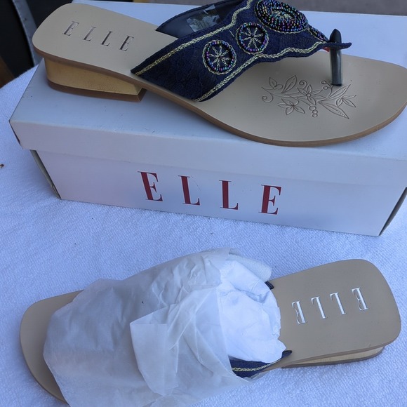 Women's Elle Sandals US Size 10 Blue Beaded Boho Indian Inspired Low Heel 1" - Picture 1 of 6
